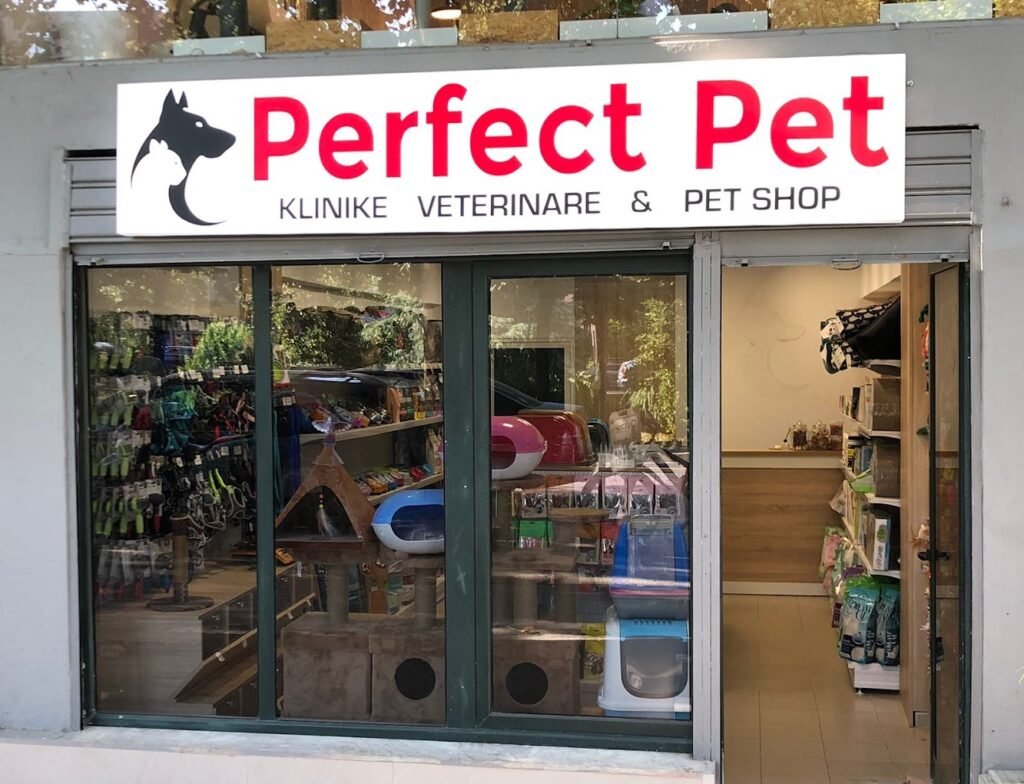 Perfect Pet pet store sign